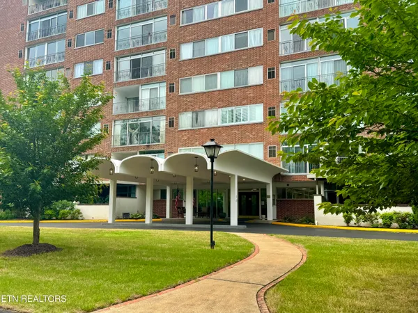 1414 Continental Drive 302, Chattanooga, TN 37405