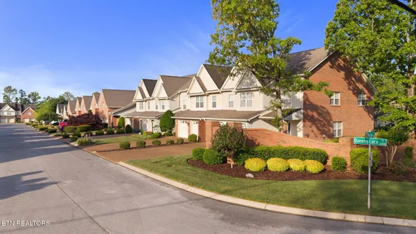 2427 Queens Lace Tr, Chattanooga, TN 37421