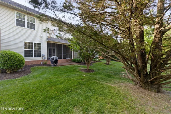 2427 Queens Lace Tr, Chattanooga, TN 37421