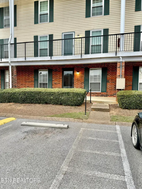 900 Mountain Creek Rd G87, Chattanooga, TN 37405