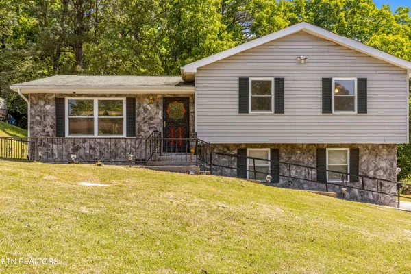 2427 Leann Circle, Chattanooga, TN 37406